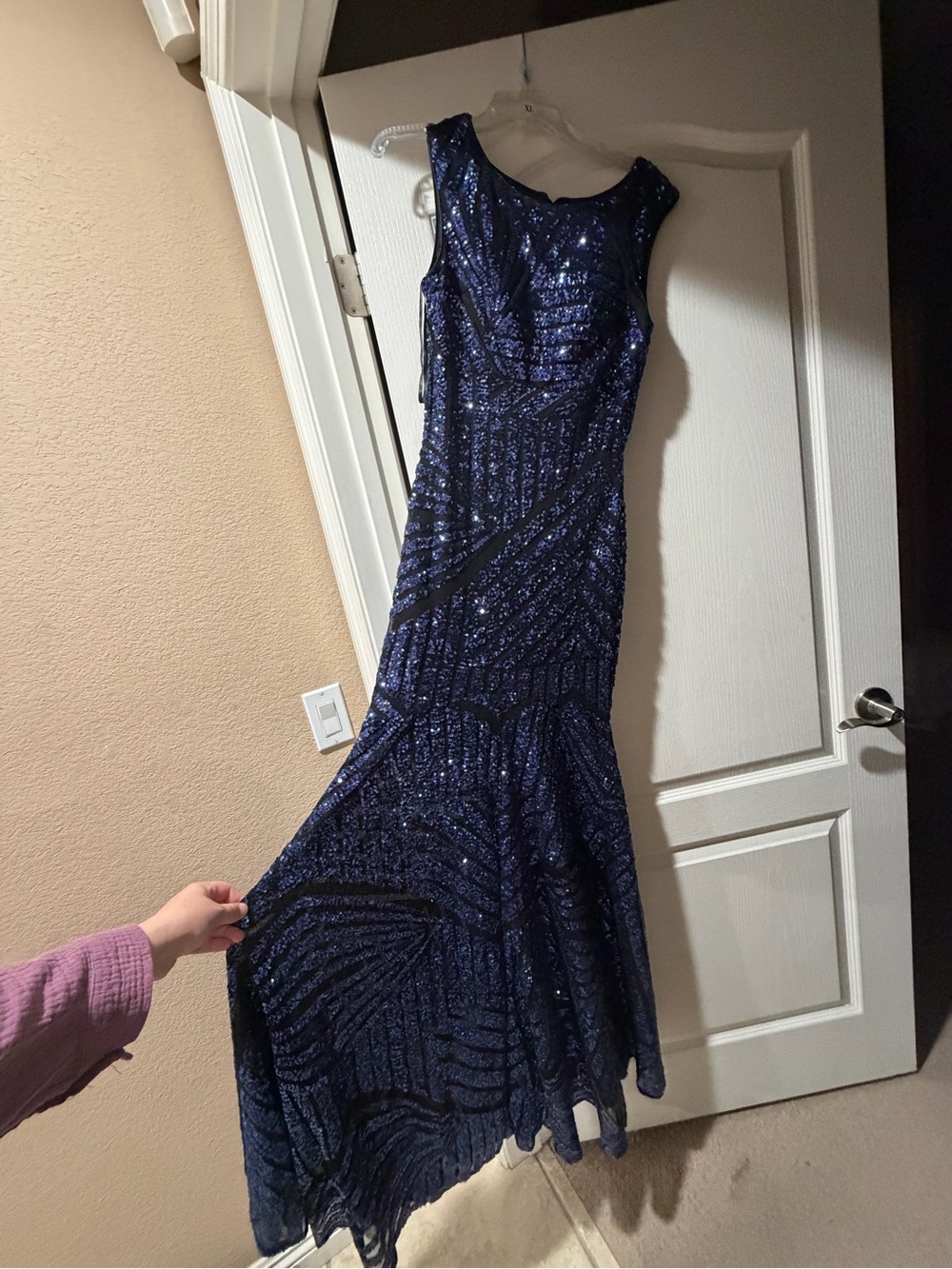 Elegant Navy Sequin Evening Gown - Sleeveless Mermaid Dress